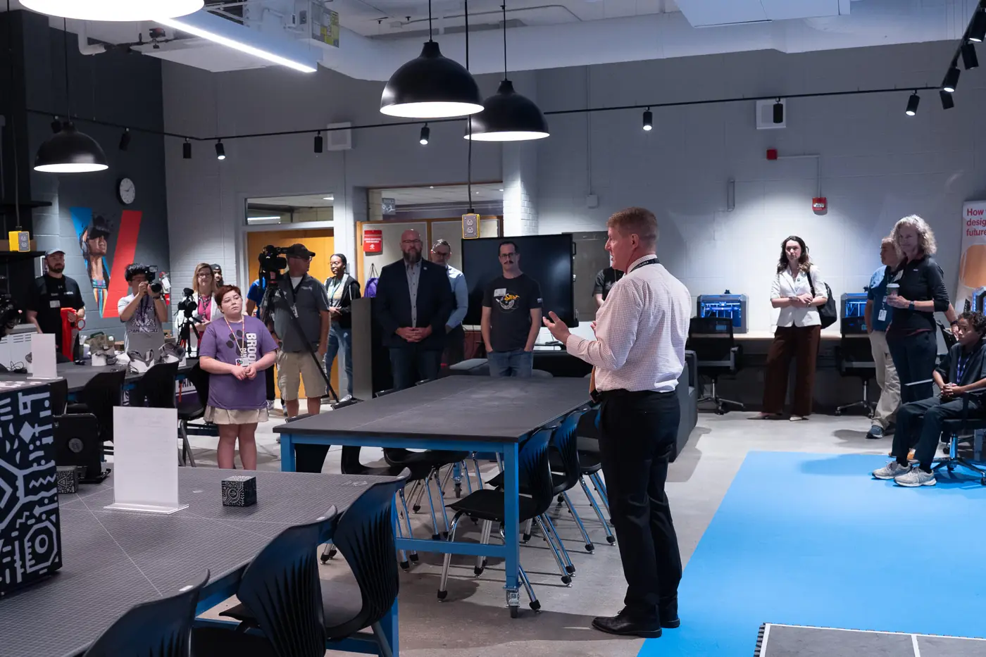 Students and staff in the Verizon Innovative Learning Lab at Brooks, photo 21 of 59